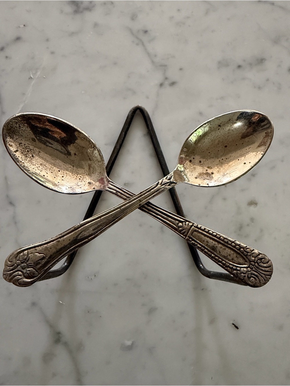 Fabulous Vintage Anthropologie Style Silver plated recipe book or napkin holder